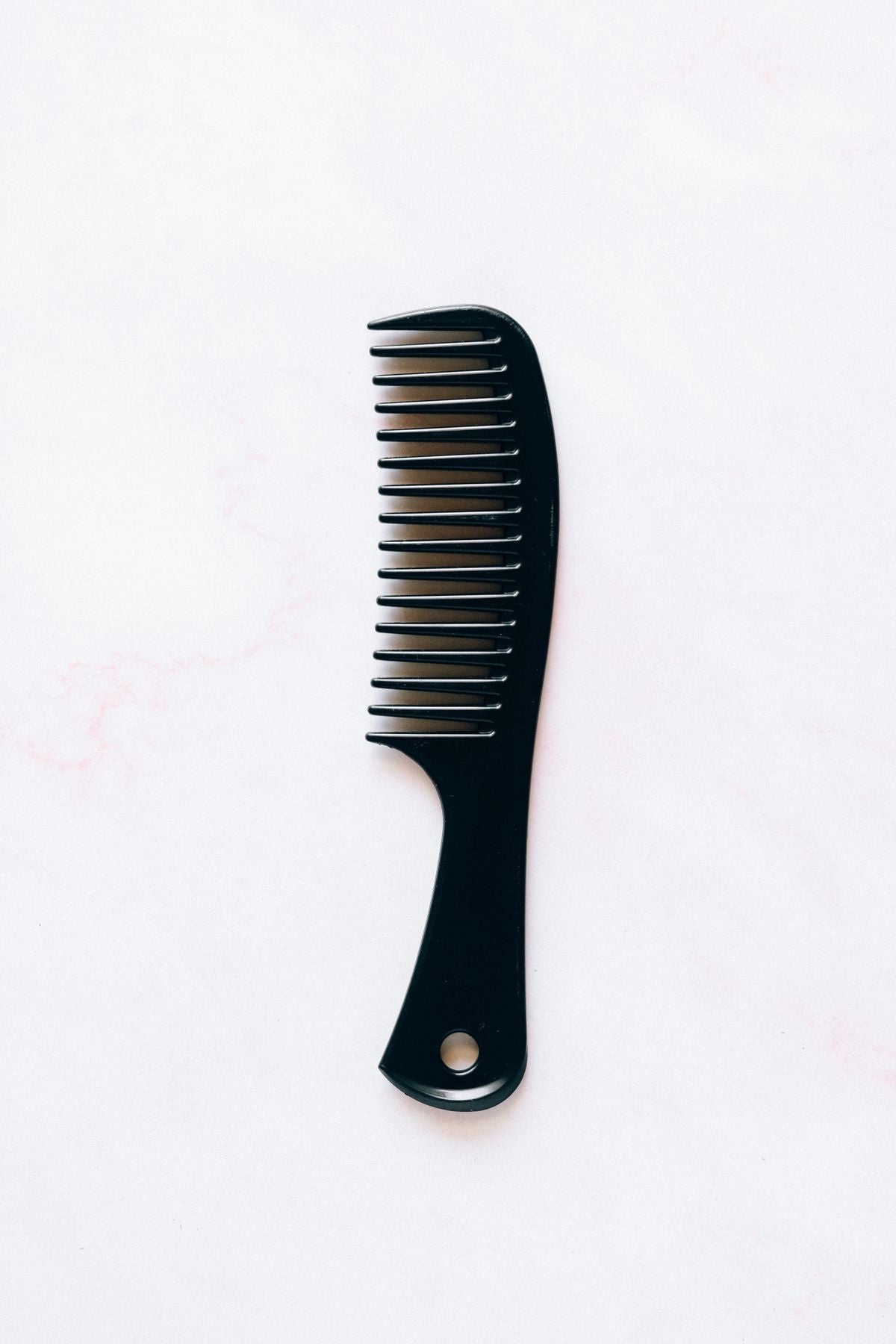 Wide tooth detangling comb